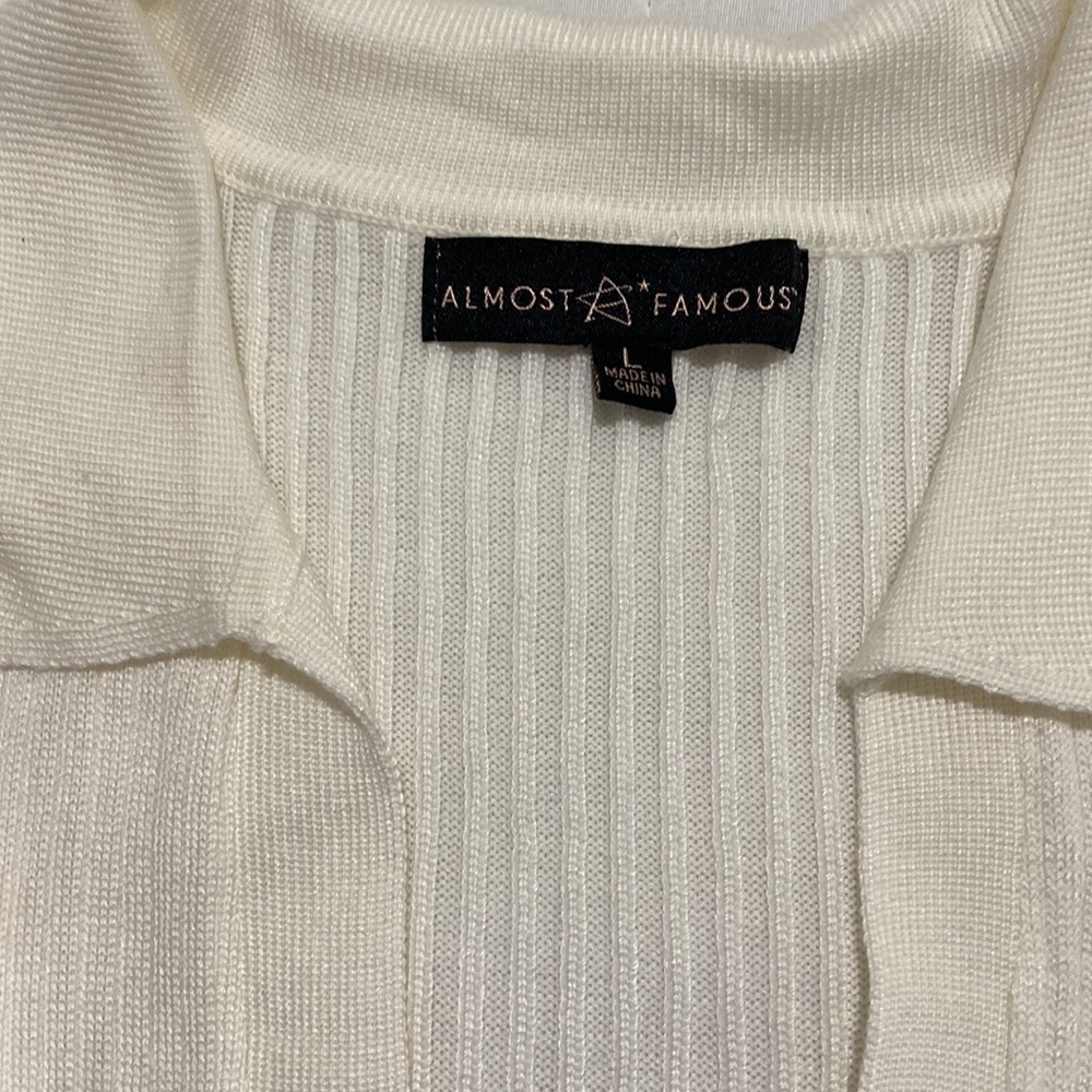 Cropped Sweater/Cardigan - Picture 2 of 4